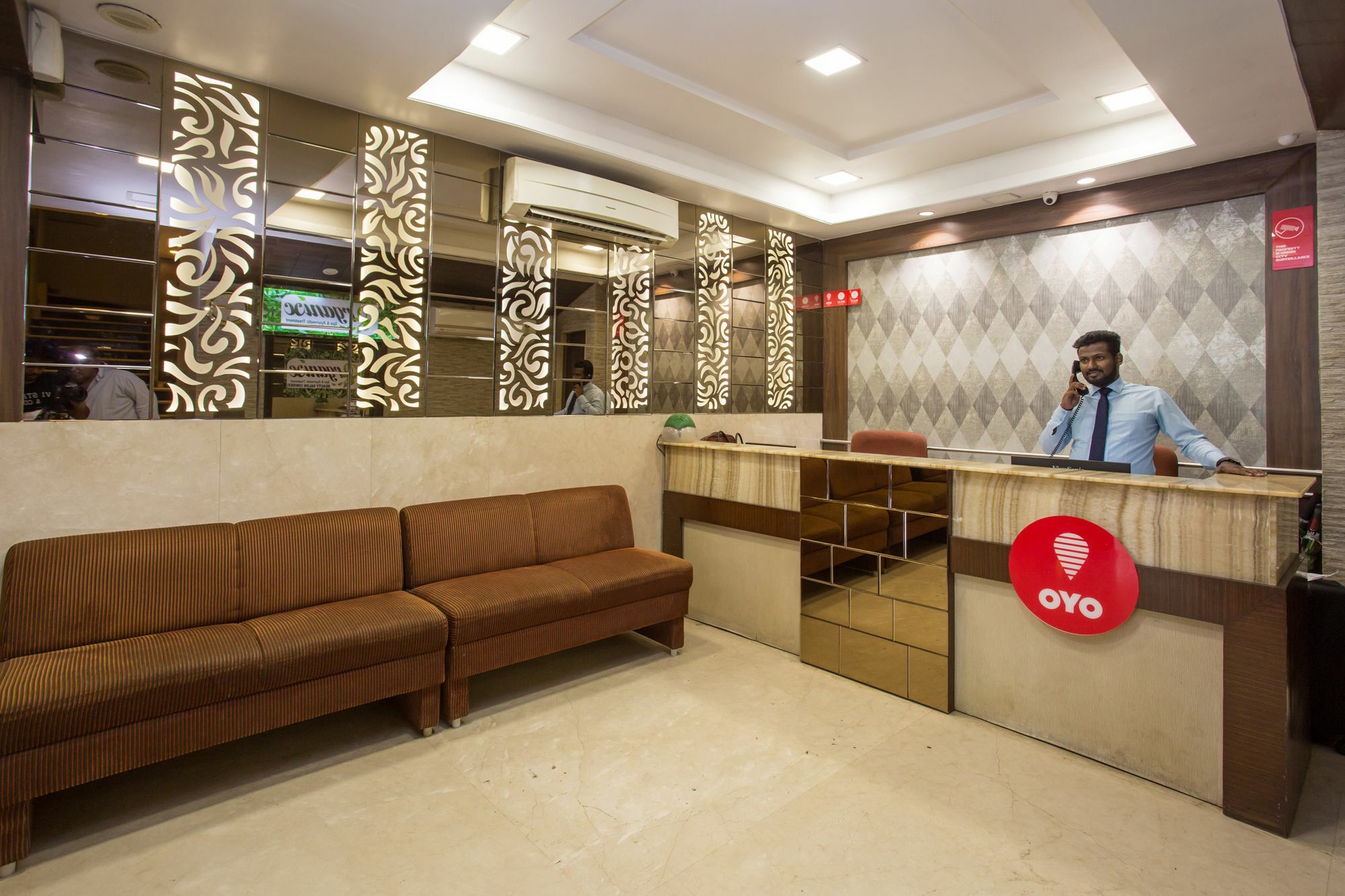Oyo 10007 Hotel Grace Residency Мумбаи Экстерьер фото