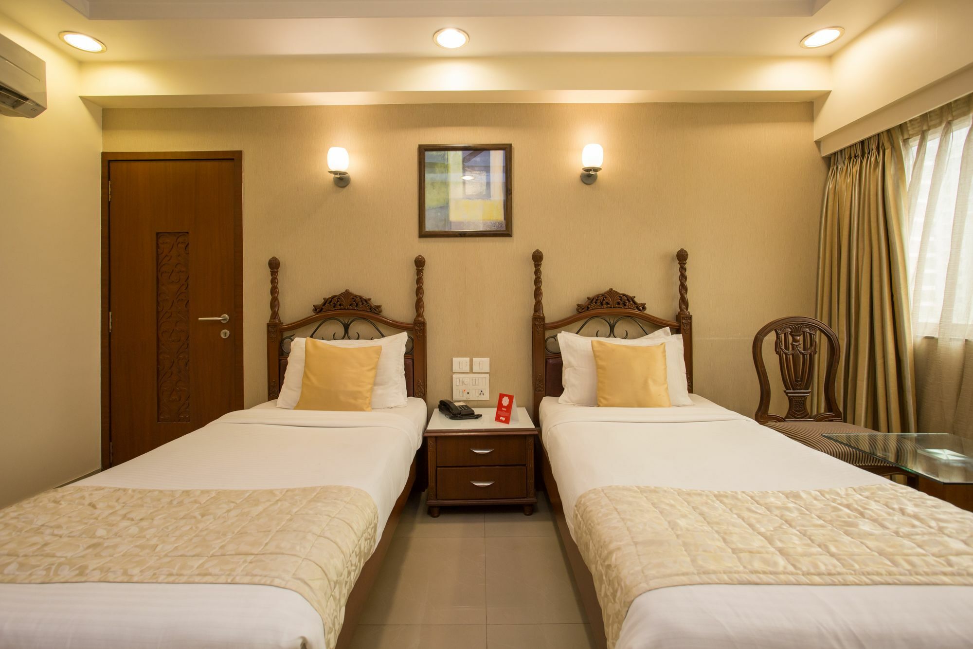 Oyo 10007 Hotel Grace Residency Мумбаи Экстерьер фото