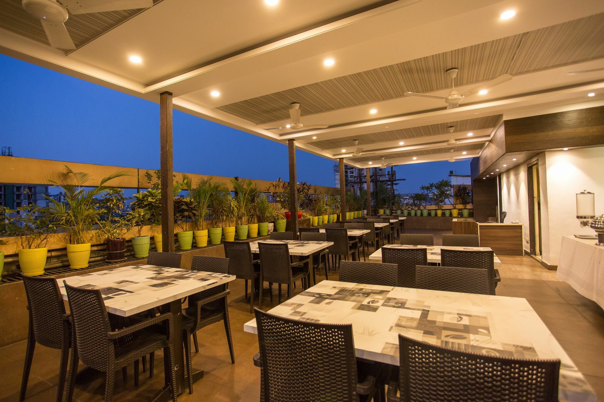 Oyo 10007 Hotel Grace Residency Мумбаи Экстерьер фото